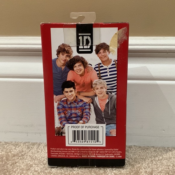 HARRY STYLES MINI FIGURE - Picture 3 of 5
